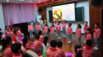 广西团校少先队辅导员培训基地——南宁市玉兰路小学培训基地挂牌成立