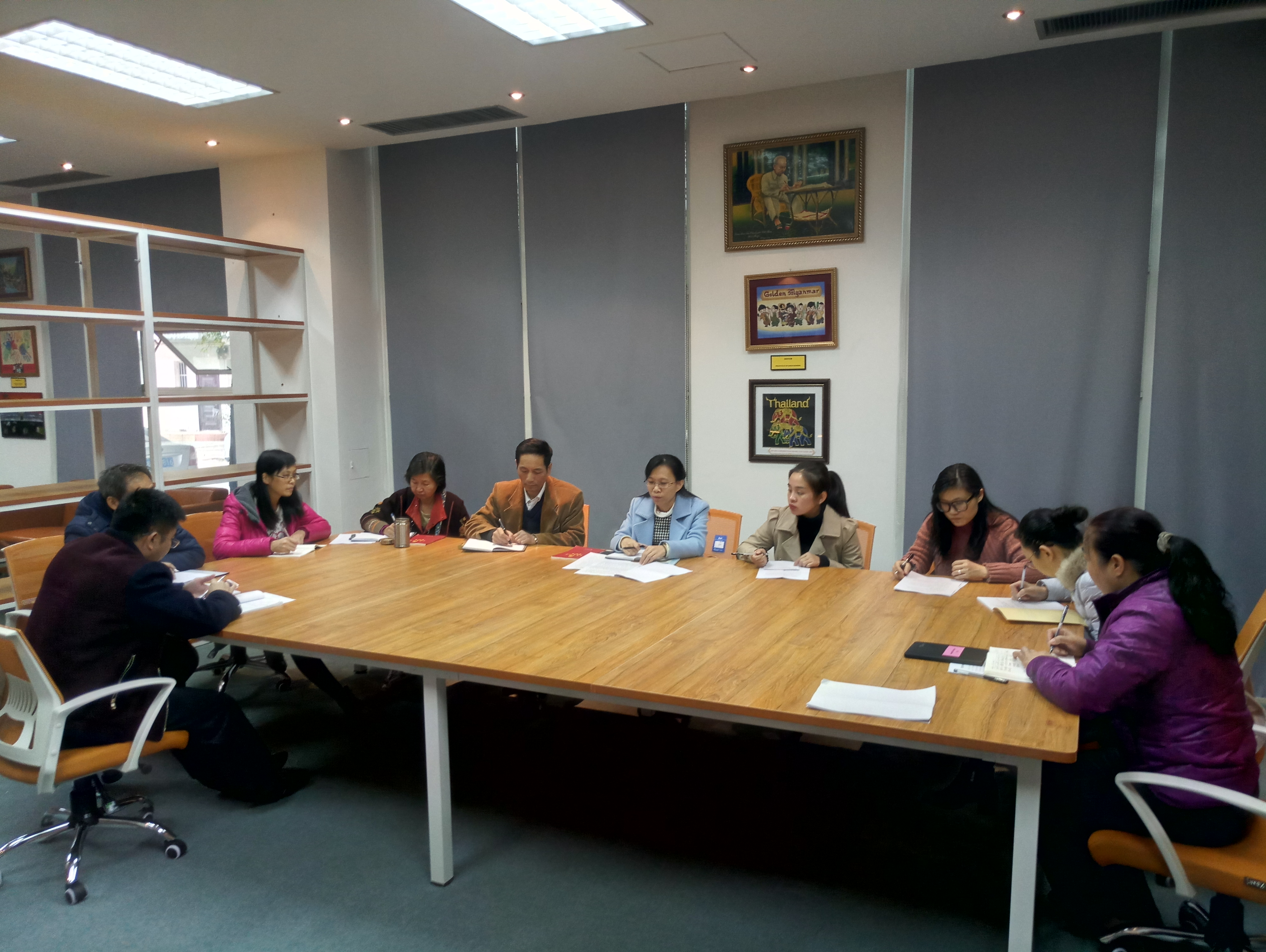 广西团校第一党支部组织开展党日活动