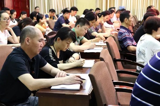 共青团广西区委学习贯彻党的十九大精神培训班在广西团校举行开班仪式