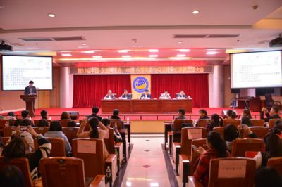 第十三届两会志愿者工作总结大会今日召开_