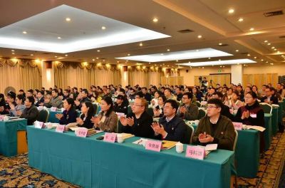 共青团广西区第十四届委员会第三次全体会议在南宁召开