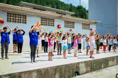 传承民族体育文化,关爱儿童心理健康广西大学行健文理学院暑期社会实践活动