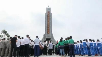 防城港共青团举办 “青春心向党·建功新时代” 特别主题团日活动
