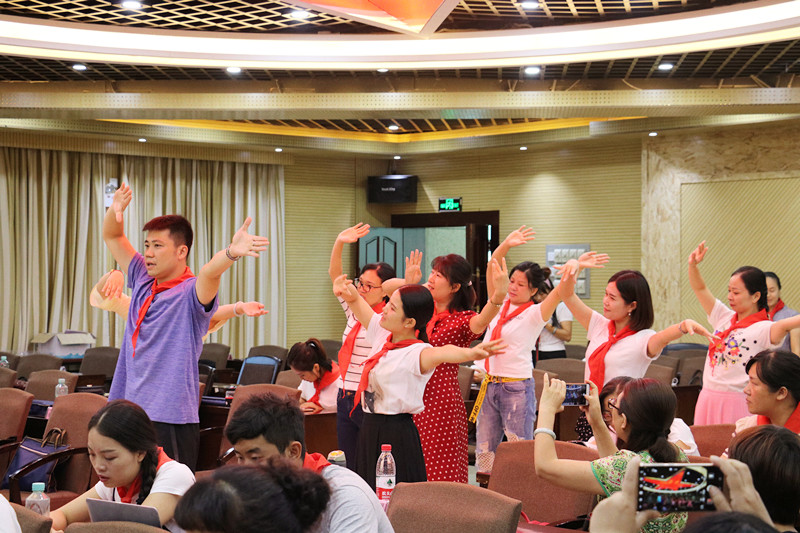 2018年广西县级少先队总辅导员培训班在我校结业