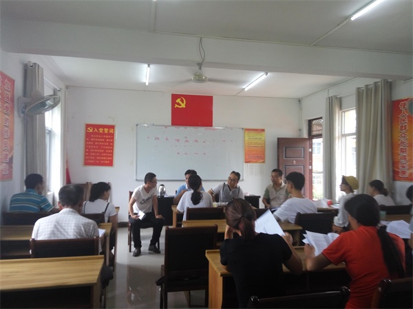 “一高校·一村落”——钦州学院助力农村脱贫暑期“三下乡”社会实践活动顺利开展