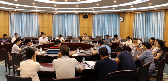 我校举行教师节座谈会