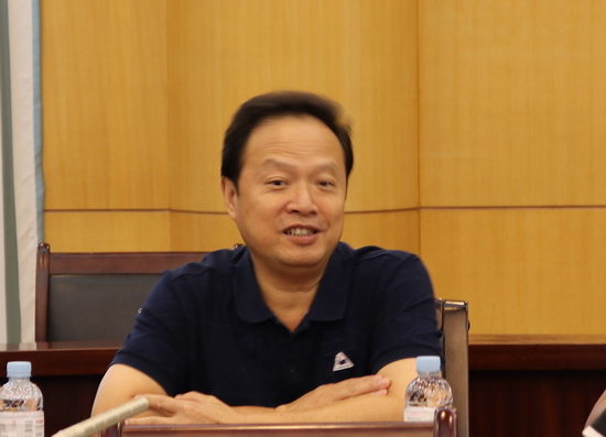 我校举行教师节座谈会