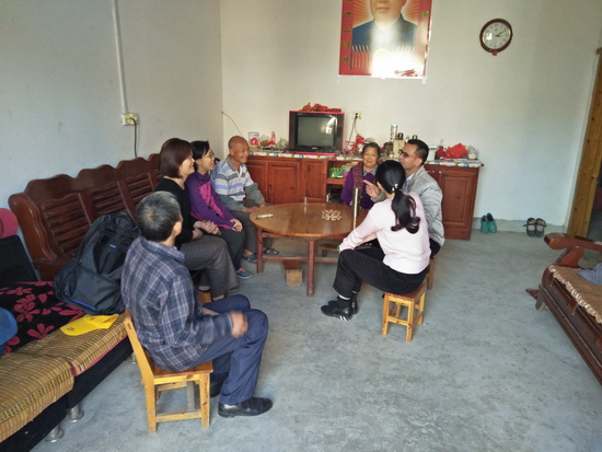 赠人玫瑰，手留余香——广西团校赴蒙山县平原村开展扶贫活动