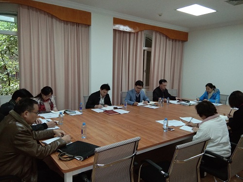 广西团校召开党委理论学习中心组2018年第四季度专题学习