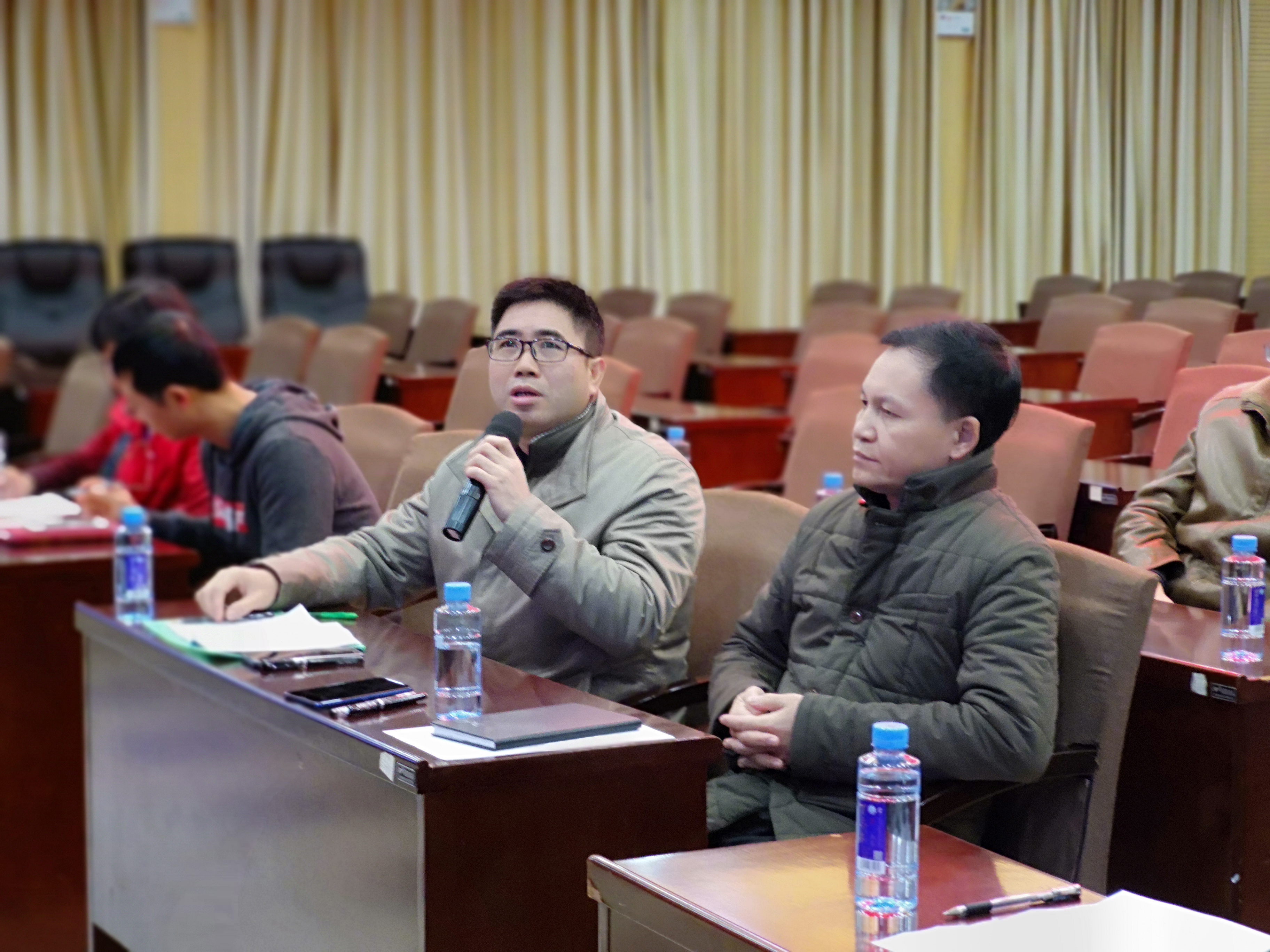 广西团校成功举行2018年秋季学期教师试课活动