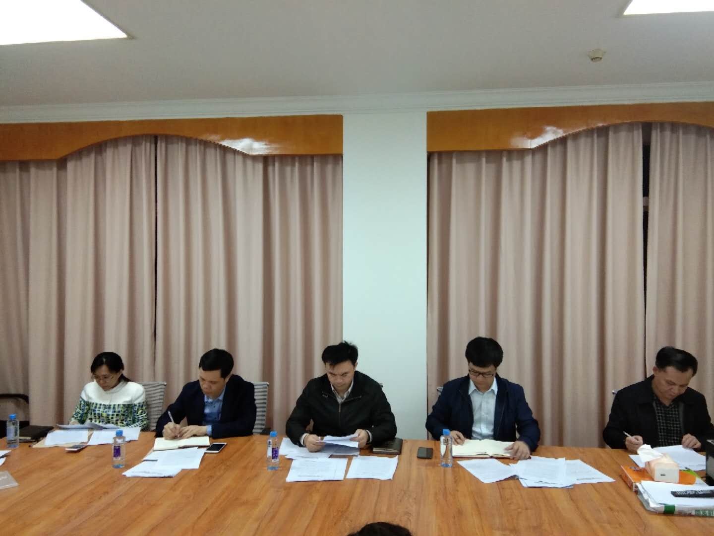 广西团校党委举行理论学习中心组2019年第一次集体学习会