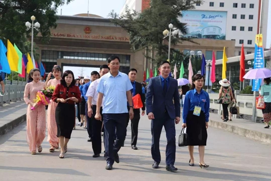 “传承友谊·共创未来”——2019年中国广西与越南广宁青少年友好交流活动成功举办