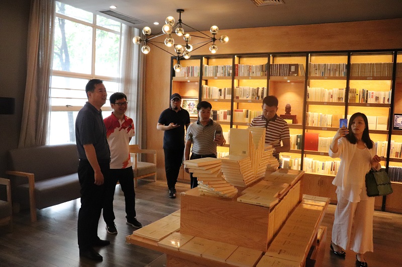 共青团新疆区委、新疆团校领导到我校指导交流