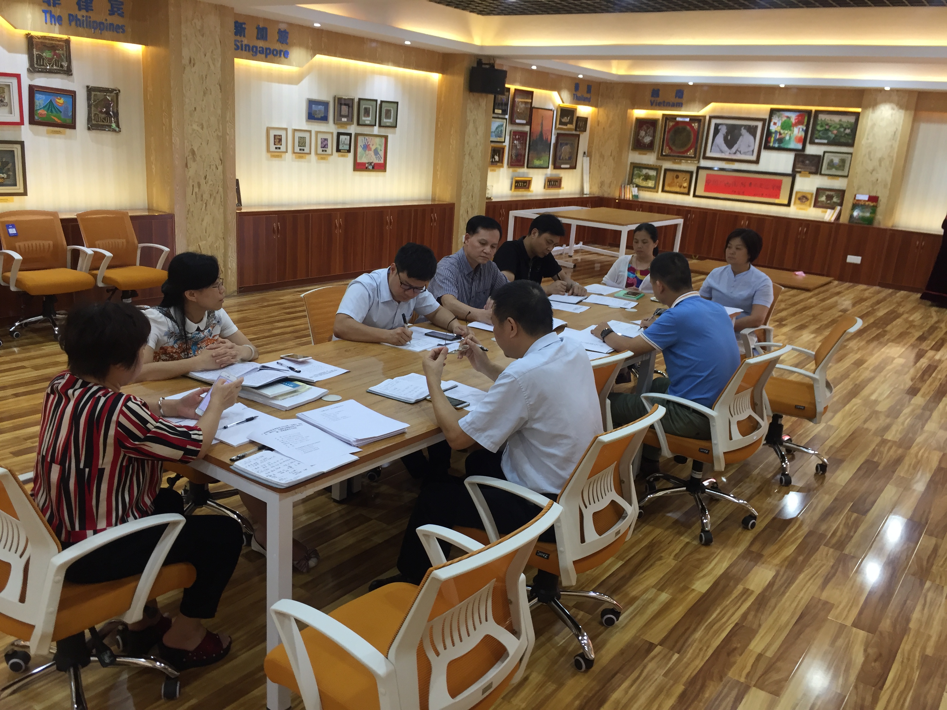 广西团校党委召开理论学习中心组“不忘初心、牢记使命”主题教育 “守初心、持恒心、强信心”专题研讨暨理论学习2019年第二季度集体学习会