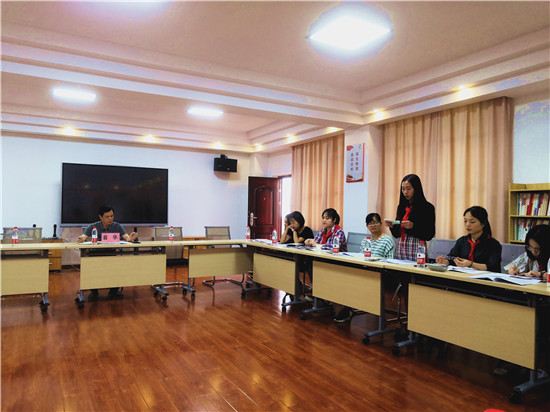 “学习贯彻习近平总书记致中国少年先锋队建队70周年贺信精神”专题培训班在我校顺利举办