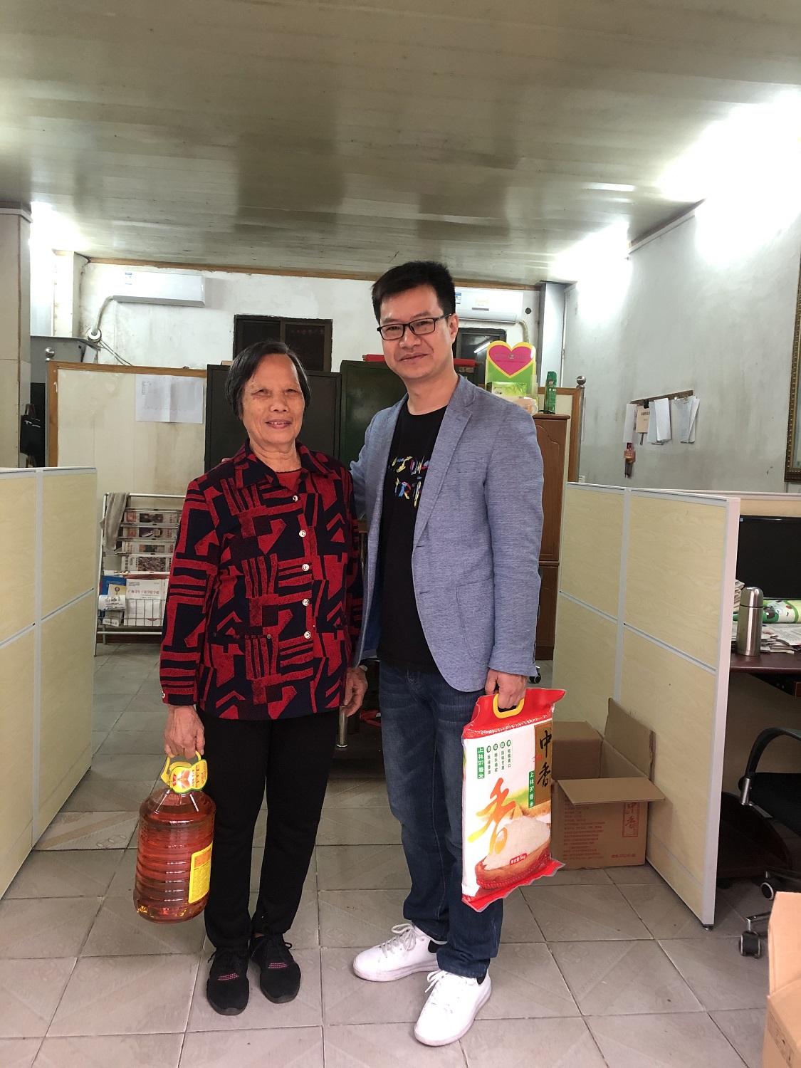 新春走访慰问，浓浓关爱暖人心