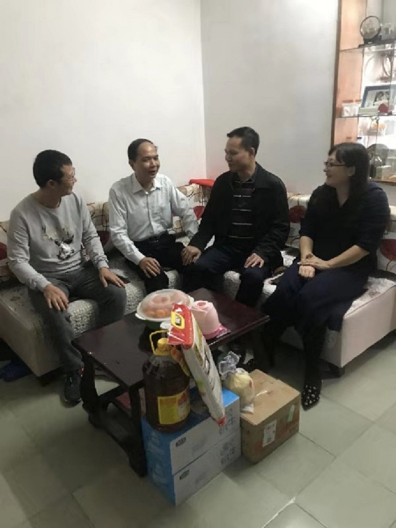 新春走访慰问，浓浓关爱暖人心