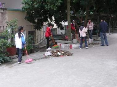 合山市实验初级中学学雷锋活动