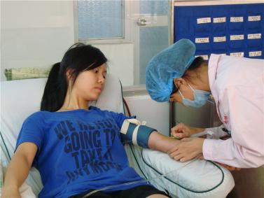 能帮助别人也是种福气--梧州志愿者为白血病患