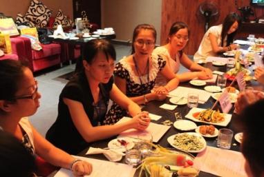 共青团与人大代表、政协委员面对面座谈会_